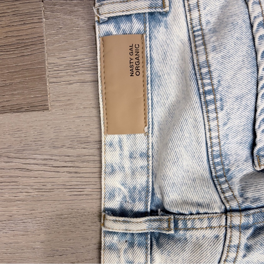 Nasty Gal Light Blue Distressed Boyfriend Jeans - Picture 7 of 7